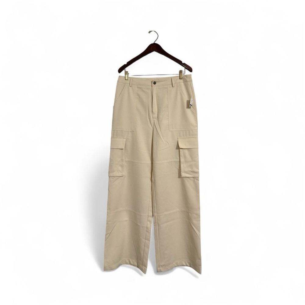 Flying Tomato Super high waisted | Wide Leg cargo pants | Size XL | Color Cream